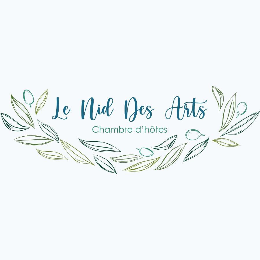 Le Nid Des Arts Acomodação com café da manhã Tourrettes Exterior foto